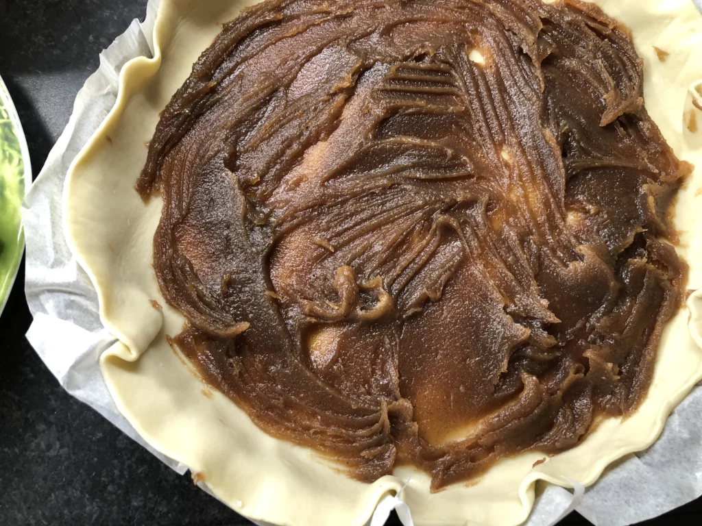 Tarte aux poires sur crème de châtaignes et croustillant d&rsquo;amandes - Étape 2