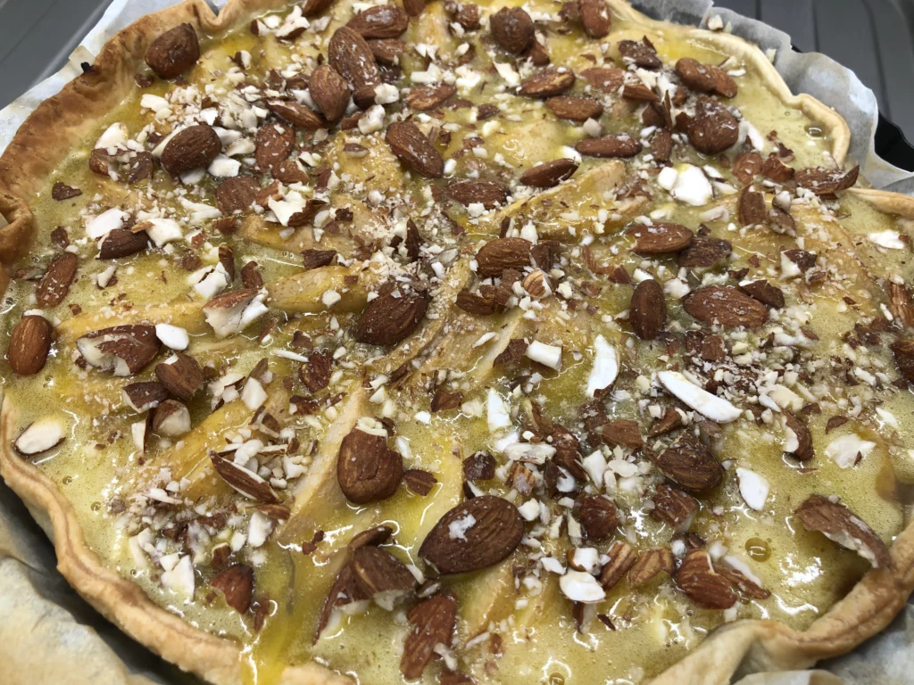 Tarte aux poires sur crème de châtaignes et croustillant d&rsquo;amandes - Étape 9