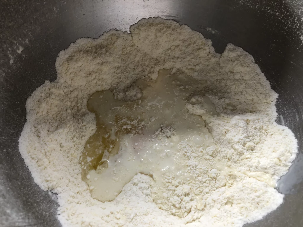 Banfora, biscuits à l’ananas cuits à la poêle du Burkina Faso - Étape 3