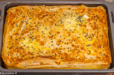 Photo de recette de banista de Sylvie Vartan, plat bulgare, Bulgarie, fromage, pâte de filo, plat végétarien, healthy, faisselle, fêta, nigelle, Kilomètre-0, blog de cuisine réalisée à partir de produits de saison et issus de circuits courts