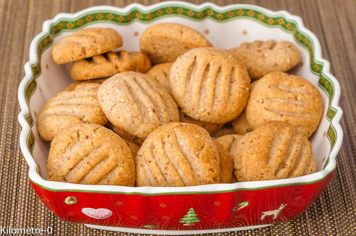 Photo de recette de sablés au rhum et à la cannelle, facile, rapide, biscuits, bio, léger, healthy, Kilomètre-0, blog de cuisine réalisée à partir de produits de saison et issus de circuits courts