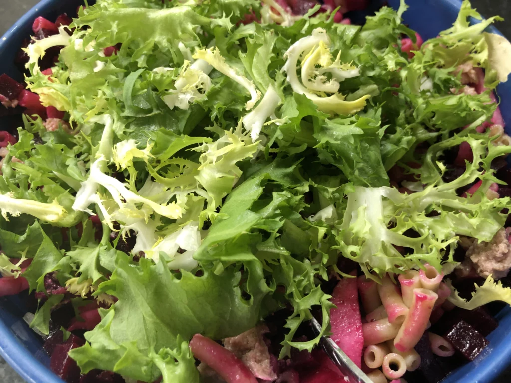 Salade de pâtes, au betterave et au thon - Étape 6