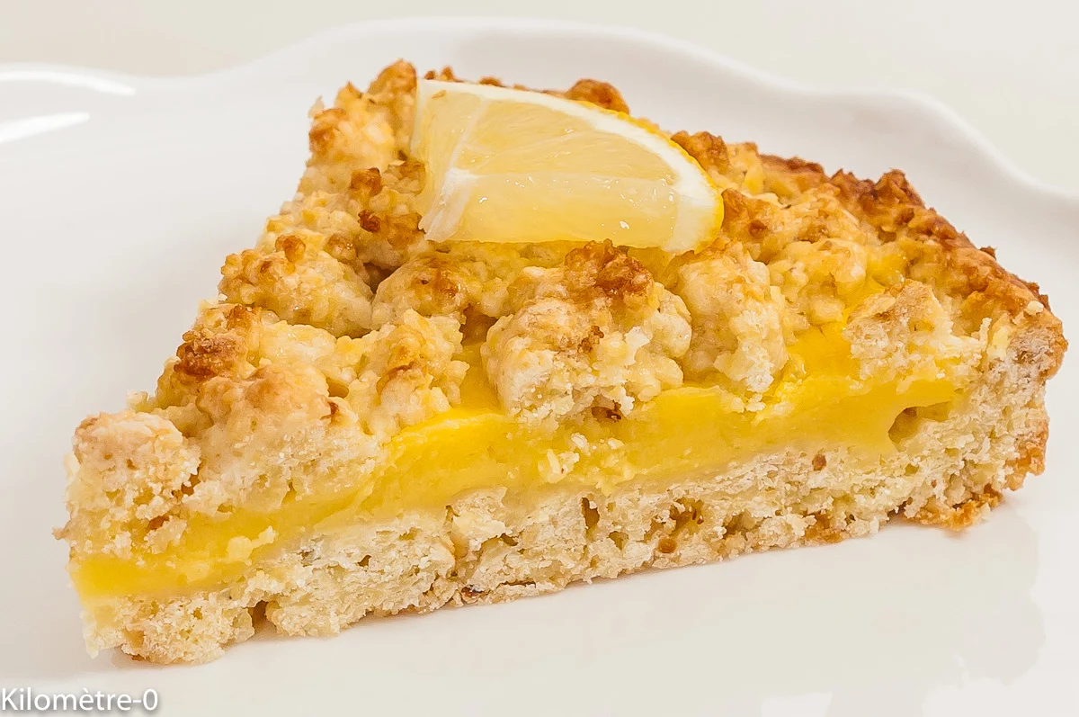 Photo de recette de sbriciolata au citron, facile, lemon curd, crumble, cuisine italienne, Italie, dessert, gâteau, citron, agrumes, bio, Kilomètre-0, blog de cuisine réalisée à partir de produits de saison et issus de circuits courts