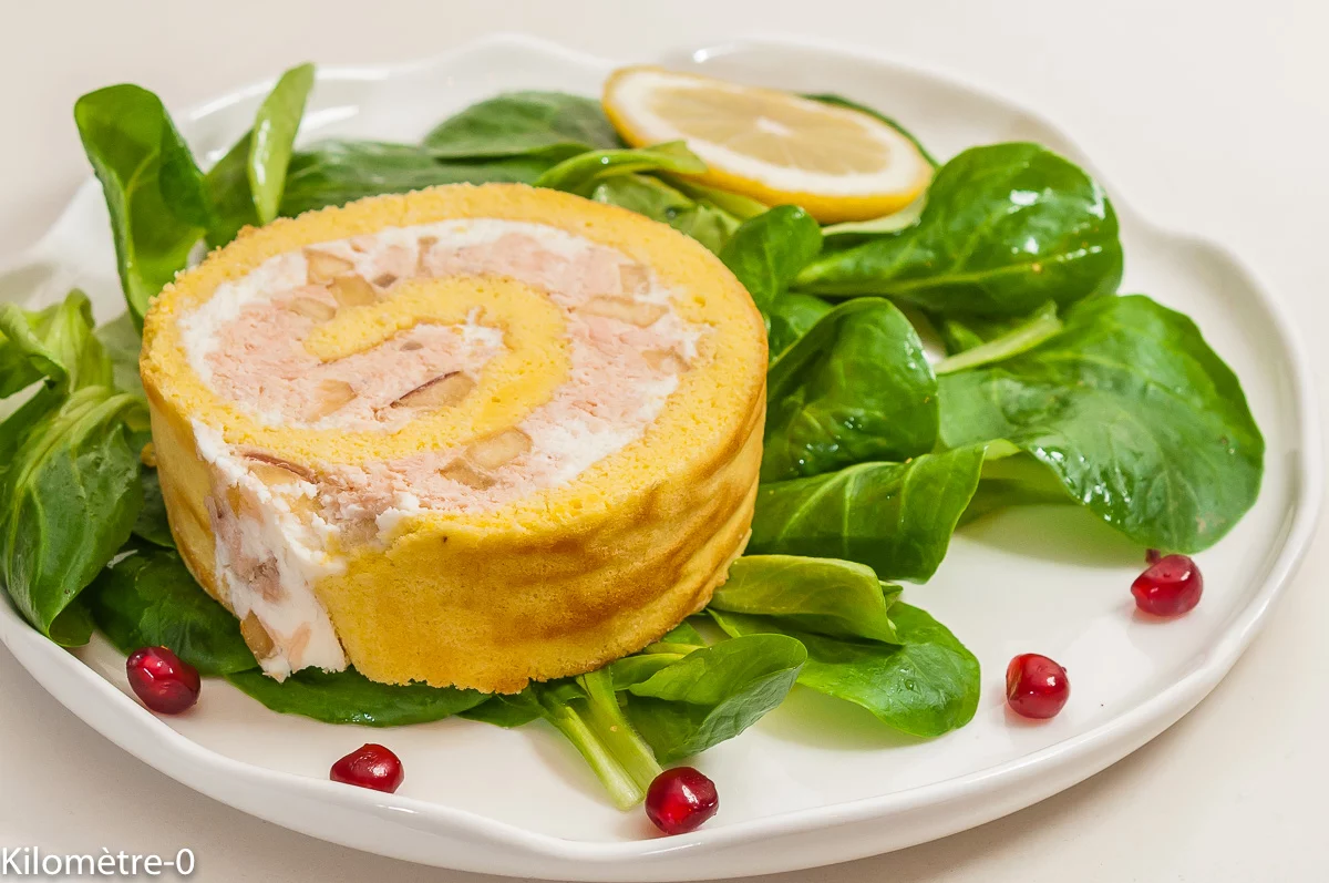 Photo de recette de bûche salée au saumon, rillettes de saumon, poisson, facile, Noël, Kilomètre-0, blog de cuisine réalisée à partir de produits de saison et issus de circuits courts