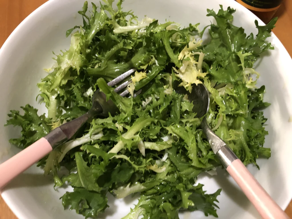 Salade d&rsquo;hiver aux crevettes et fruits - Étape 2