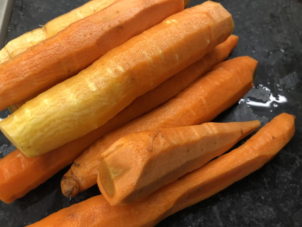 Salade de carottes râpées aux noix de cajou - Étape 1