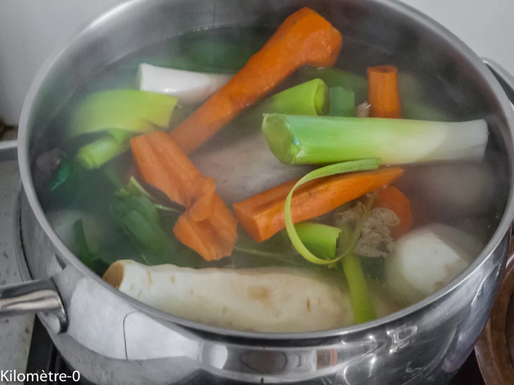 Poule au pot, sauce blanche - Étape 2