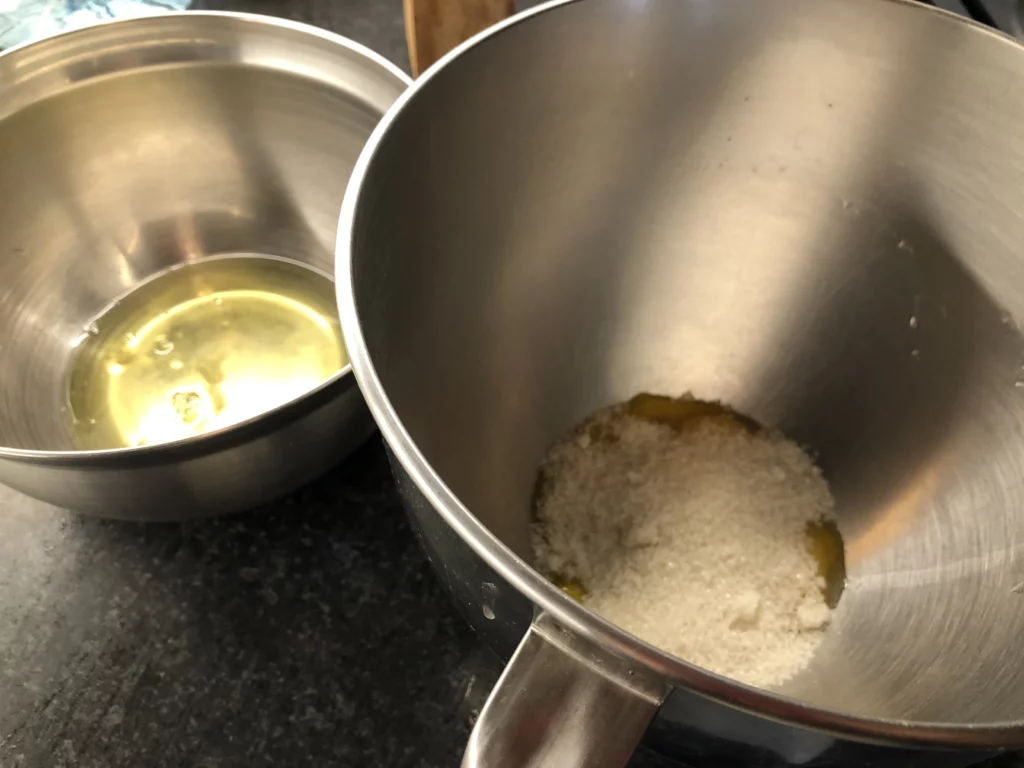 Zapekanka, gâteau au fromage blanc et à la semoule - Étape 2