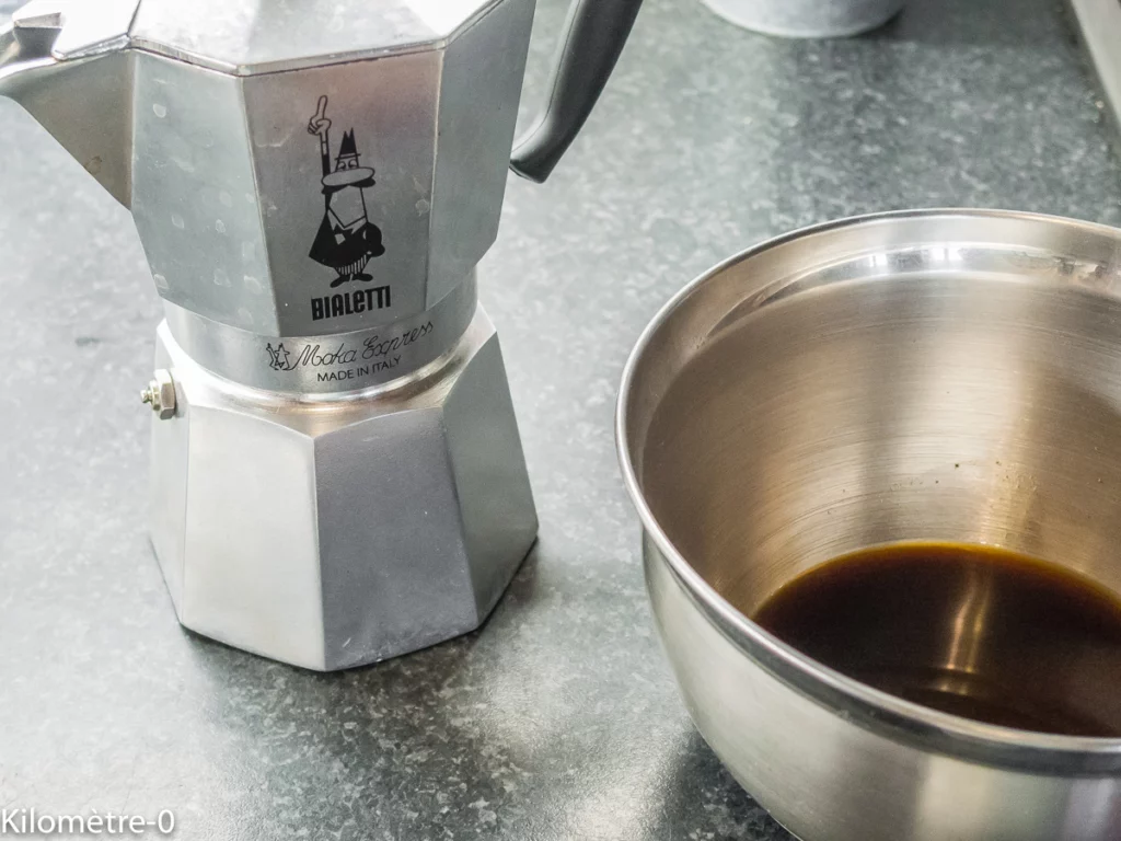 Flan au café et au lait frais entier - Étape 1