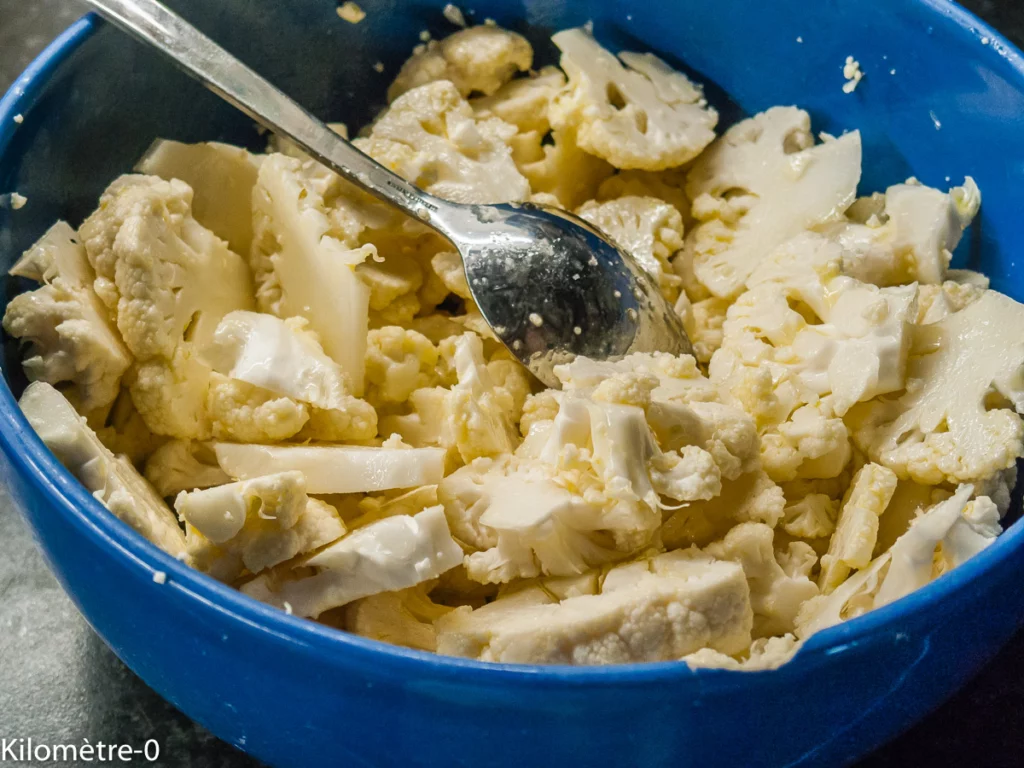 Chou fleur aux épices et graines cuit au four - Étape 2