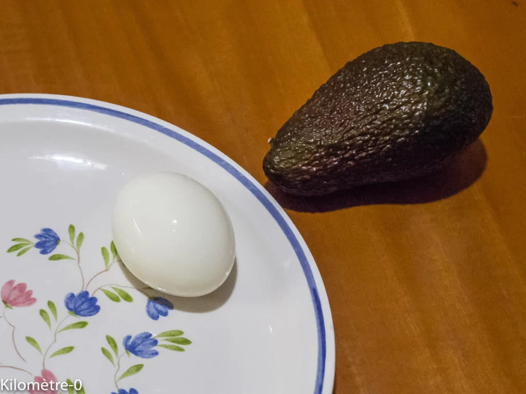 Salade de carottes râpées, avocat et oeuf - Étape 2