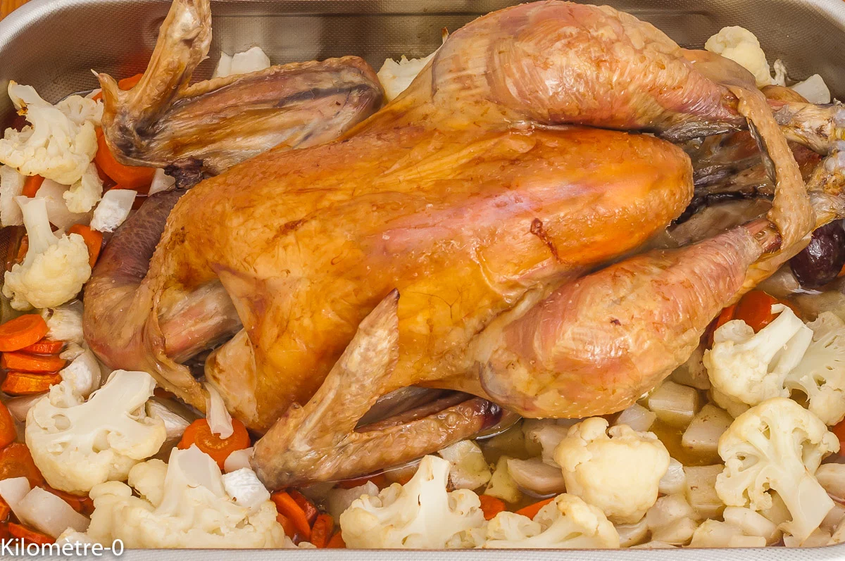 Photo de recette de poulet, dimanche, légumes, printemps, chou fleur, carottes, navet, facile, healthy, volailles, viande, hiver, bio de Kilomètre-0, blog de cuisine réalisée à partir de produits de saison et issus de circuits courts