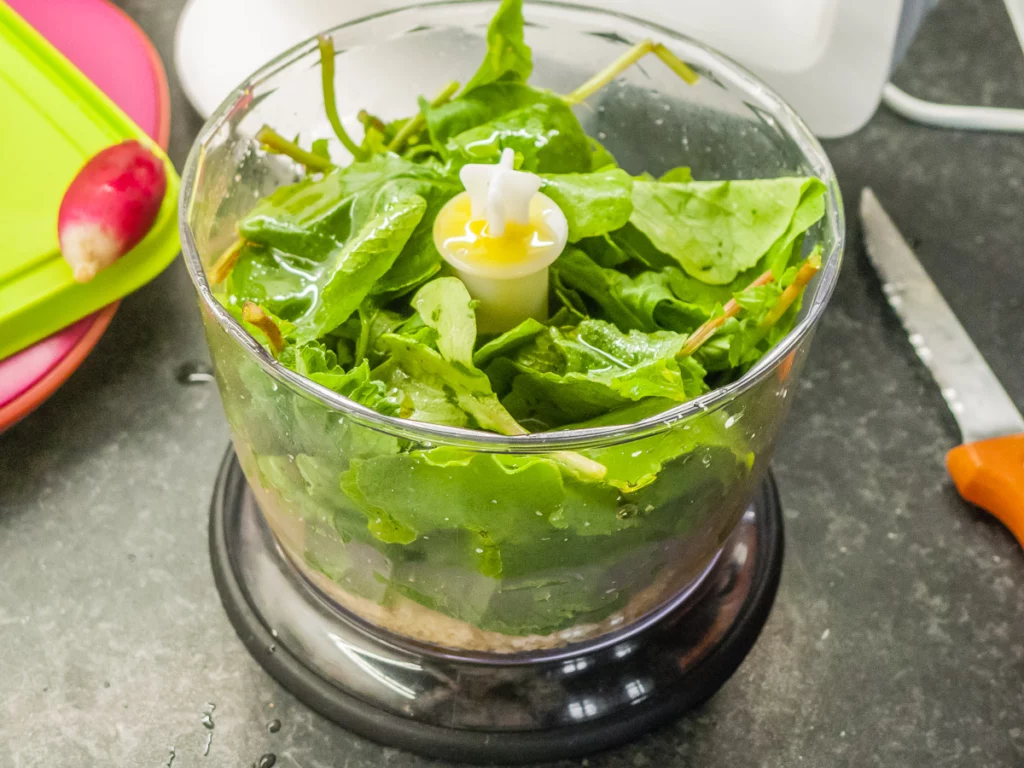 Pâtes au pesto de fanes de radis - Étape 5