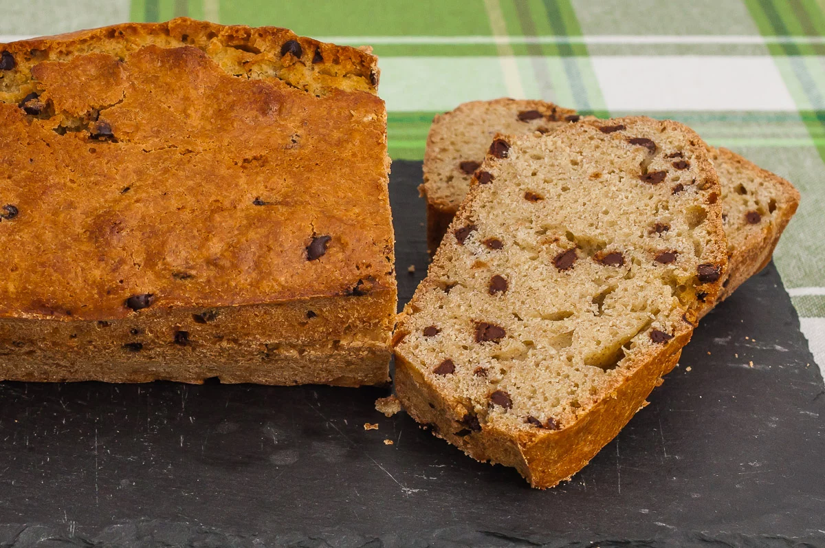 Photo de recette de gâteau du matin, cake, facile, rapide, dessert, chocolat, lait de coco, noix de coco, heathy, léger, bio de Kilomètre-0, blog de cuisine réalisée à partir de produits de saison et issus de circuits courts