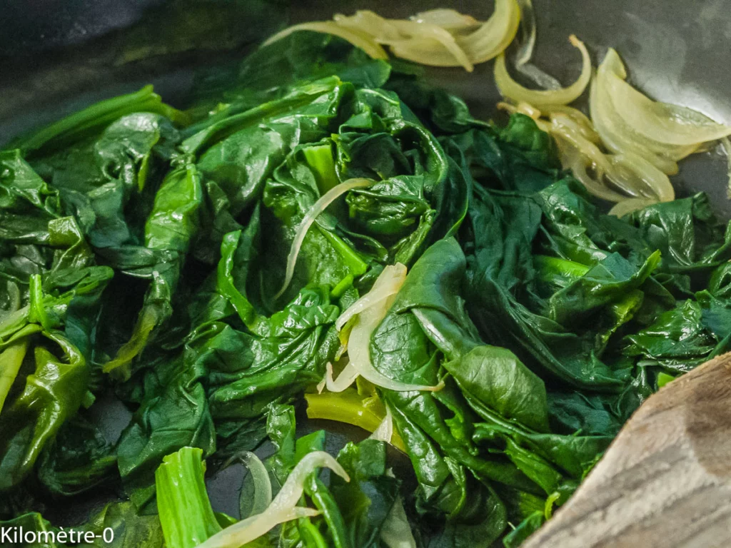 Gözleme, pain turc plat aux épinards et à la fêta - Étape 3