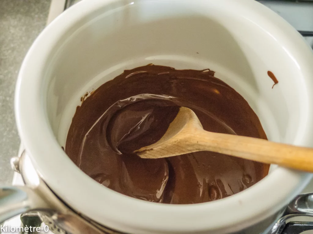 Gâteau au chocolat facile et anti gaspi - Étape 2