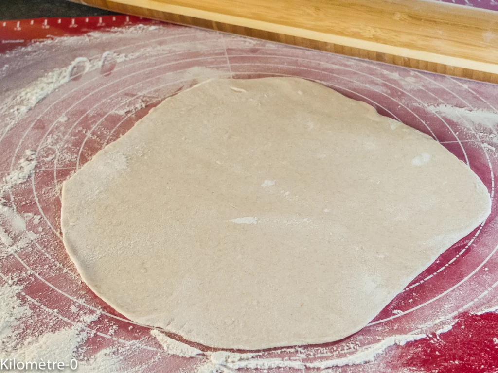 Gözleme, pain turc plat aux épinards et à la fêta - Étape 5