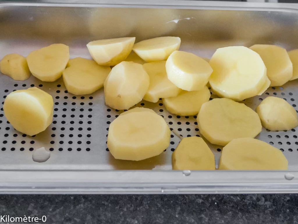 Cake salé aux carottes bottes - Étape 1