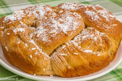 Photo de recette , brioche, Pâques, bulgare, Bulgarie, kozounak, goûter, petit déjeuner,  de Kilomètre-0, blog de cuisine réalisée à partir de produits de saison et issus de circuits courts