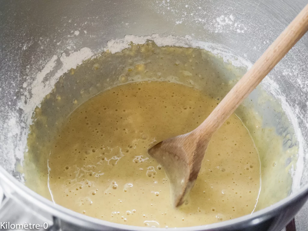 Biscuit moelleux aux pommes - Étape 5