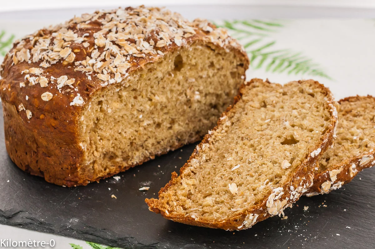 Photo de recette irlandaise, cuisine du monde, pain, soda bread, pain irlandais ,sans levure de boulanger, flocons d'avoine, boulange, facile, rapide, bio, Kilomètre-0, blog de cuisine réalisée à partir de produits de saison et issus de circuits courts
