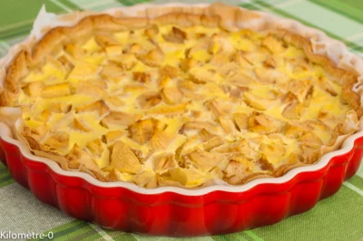 Photo de recette de dessert, tarte alsacienne aux pommes à la crème prise, fruits, pomme, gâteau, facile, crème, rapide, tarte feuilletée, Kilomètre-0, blog de cuisine réalisée à partir de produits de saison et issus de circuits courts