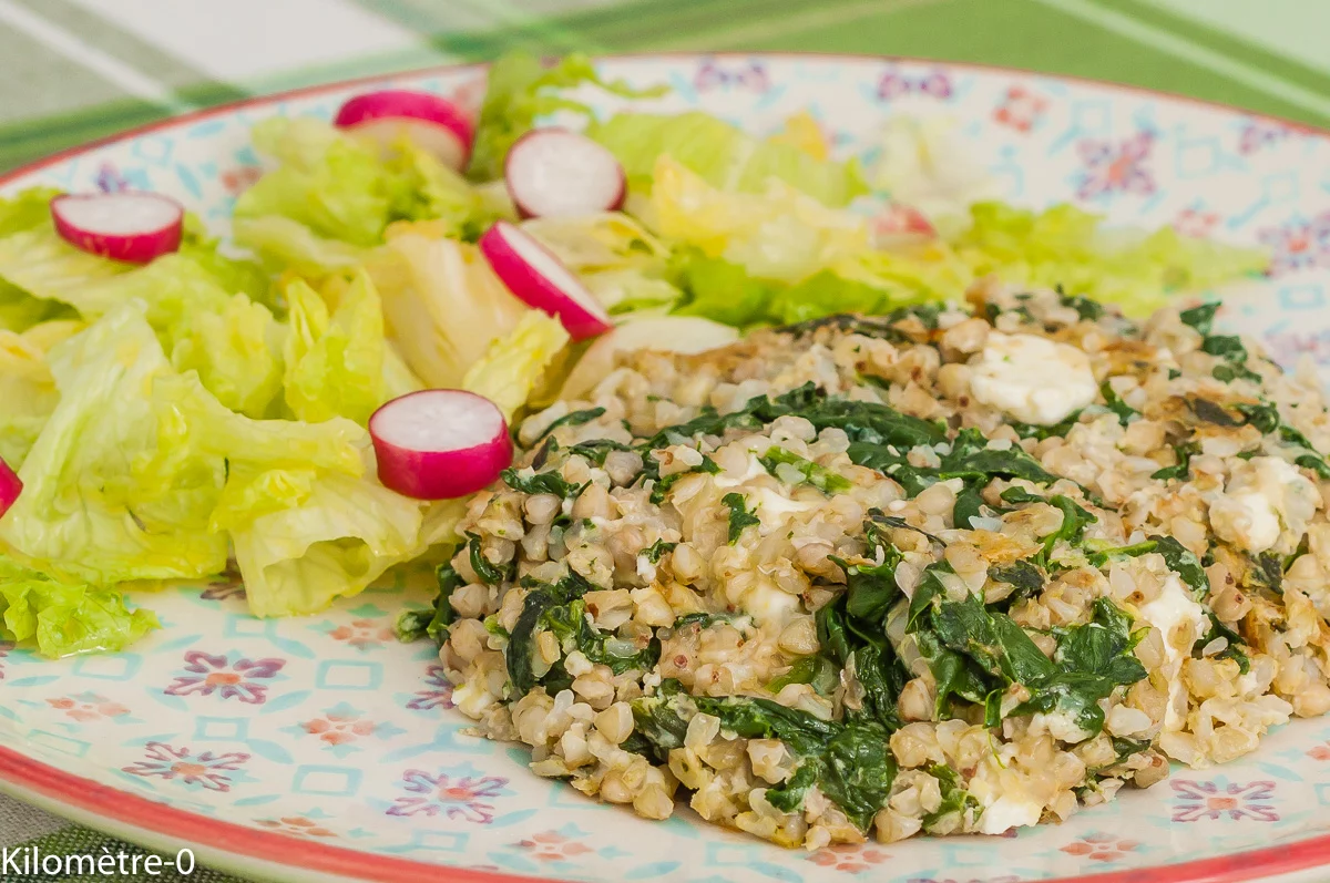 Photo de recette végétarienne, sarrasin, blé noir, galette, fêta, épinards, fromage, légumes, bio, healthy, Kilomètre-0, blog de cuisine réalisée à partir de produits de saison et issus de circuits courts