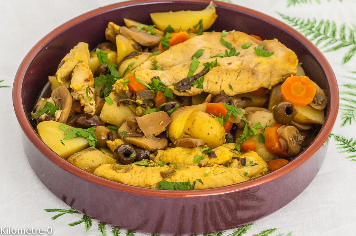 Photo de recette algérienne, africaine, cusine du monde, volailles, poulet, olives, pommes de terre, épices, facile, bio, healthy, de Kilomètre-0, blog de cuisine réalisée à partir de produits de saison et issus de circuits courts