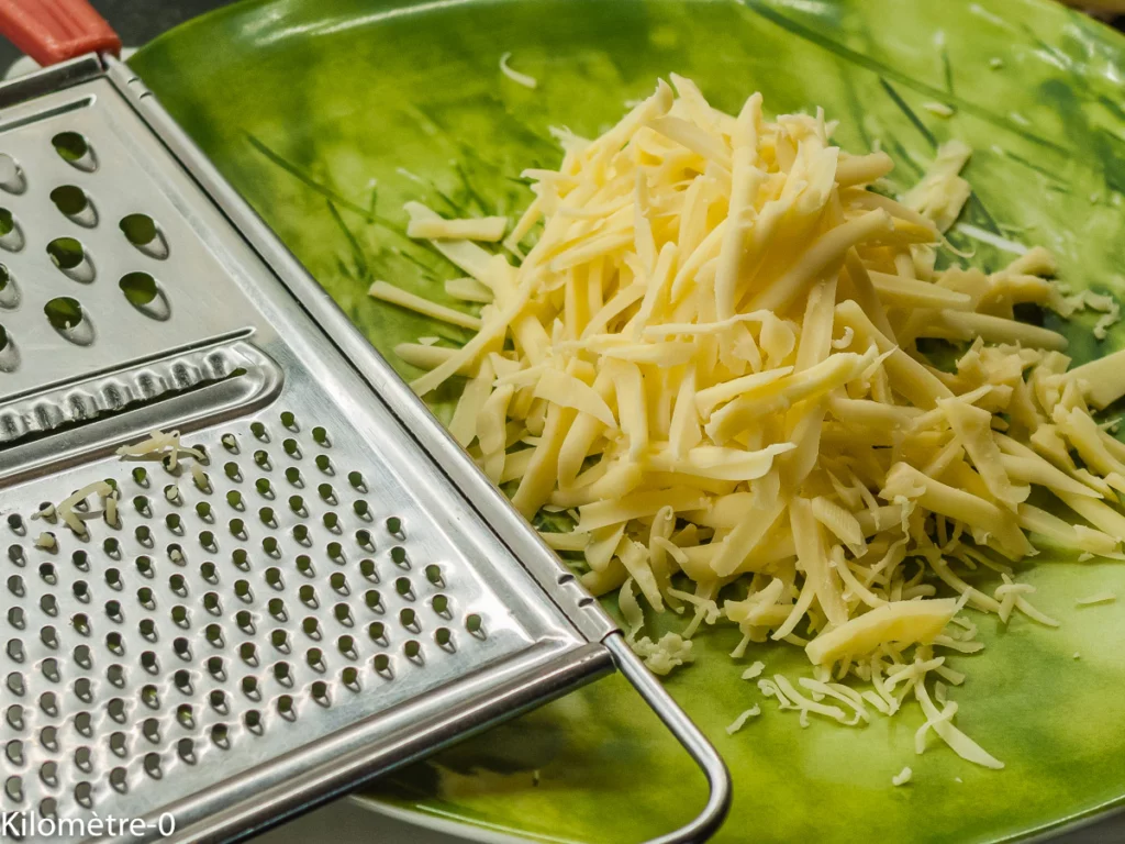 Cake aux lardons, courgettes et emmental - Étape 6