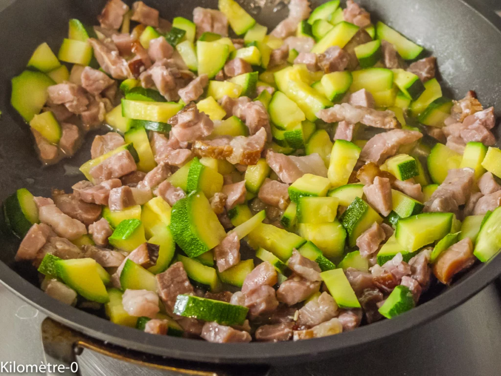 Cake aux lardons, courgettes et emmental - Étape 3