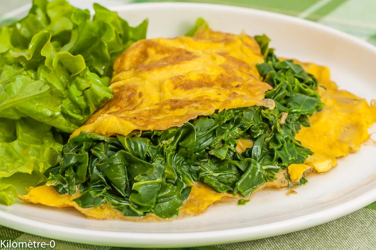 Photo de recette d'omelette florentine, italienne, Italie, facile, bio, épinards, légumes, printemps, automne, oeufs, healthy, végétarienne, rapide, Kilomètre-0, blog de cuisine réalisée à partir de produits de saison et issus de circuits courts