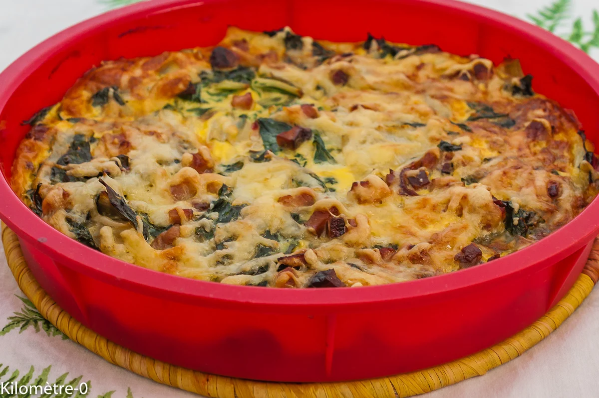 Photo de recette de clafoutis aux blettes, légumes, lardons, printemps, automne, healthy, bio, clafoutis salé, Kilomètre-0, blog de cuisine réalisée à partir de produits de saison et issus de circuits courts