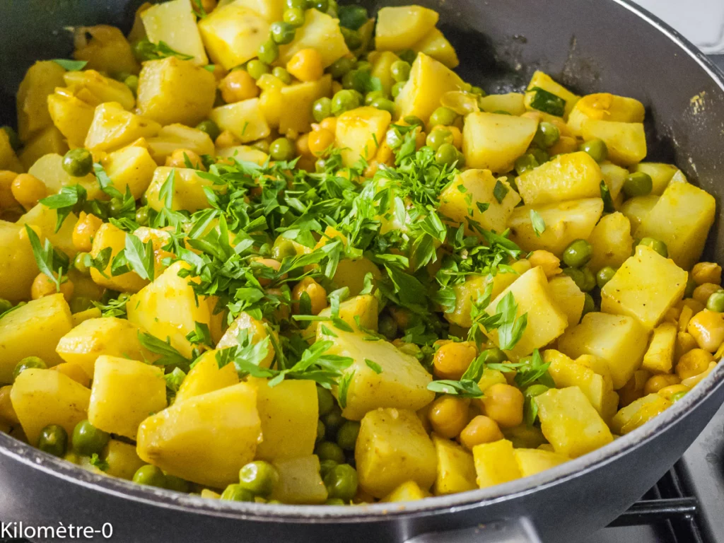 Curry de pommes de terre aux petits pois - Étape 7