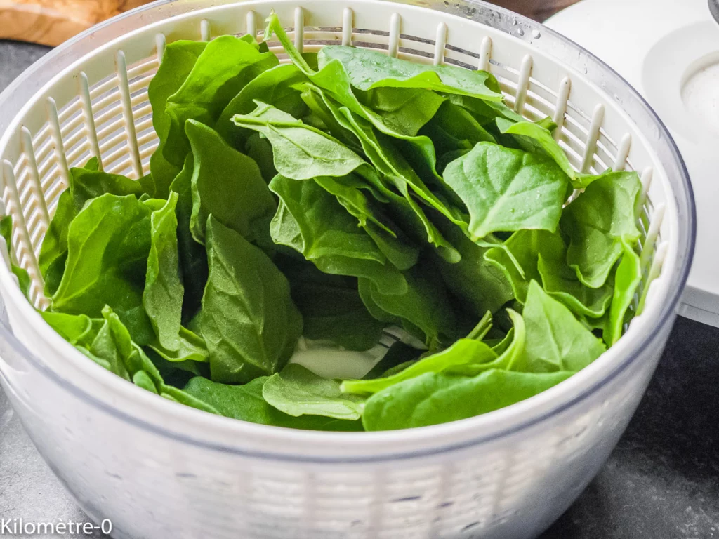 Salade d&rsquo;épinards, oeuf et bacon - Étape 1