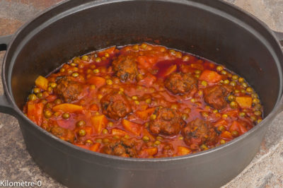 Photo de recette marocaine, cuisine africaine, tajine, kefta,  petits pois, boulettes, légumes, viande, maghrebine, Maghreb, de Kilomètre-0, blog de cuisine réalisée à partir de produits de saison et issus de circuits courts