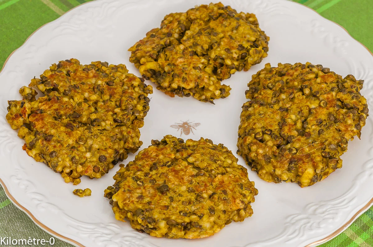 Photo de recette de Kilomètre-0, galette, végétarienne, lentilles, sarrasin, gruyère, oeufs, facile, healthy, légumineuses, bio, blog de cuisine réalisée à partir de produits de saison et issus de circuits courts