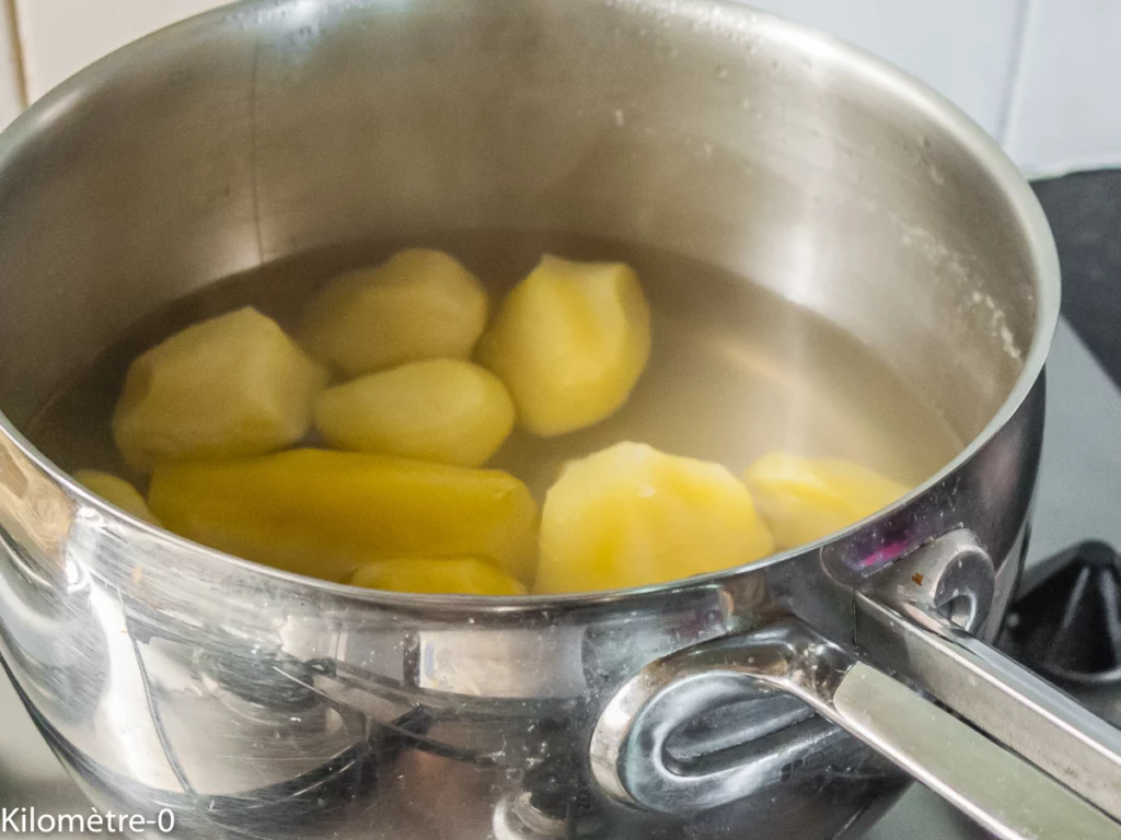 Saucisse, purée de pommes de terre maison - Étape 2