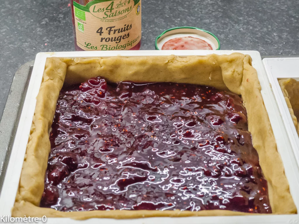 Mderbel, gâteau algérien à la confiture de fruits rouges - Étape 9