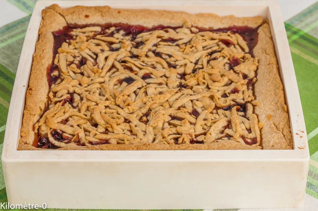 Mderbel, gâteau algérien à la confiture de fruits rouges - Étape 11