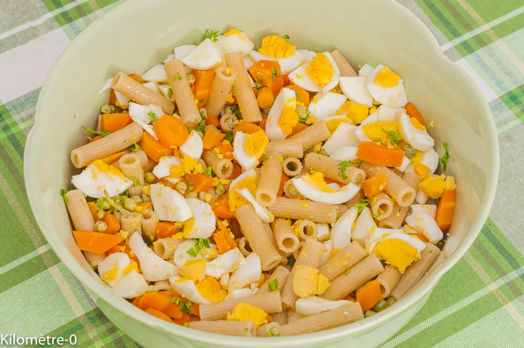 Salade de pâtes aux légumes et oeufs - Étape 11