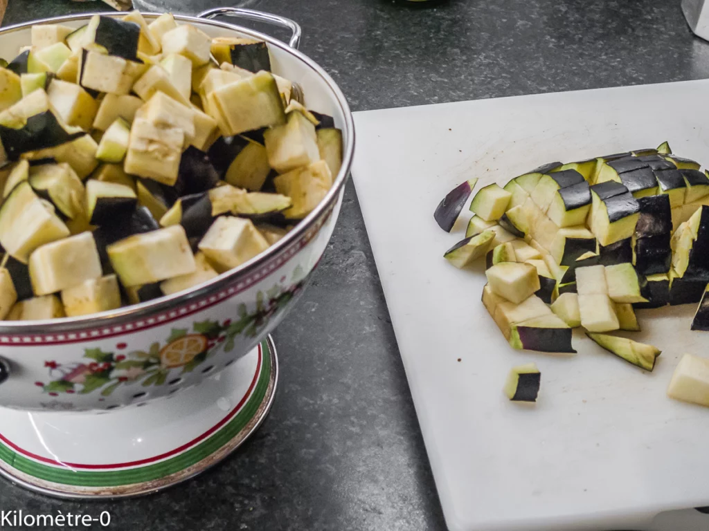 Curry d&rsquo;aubergines aux boulettes de boeuf - Étape 1