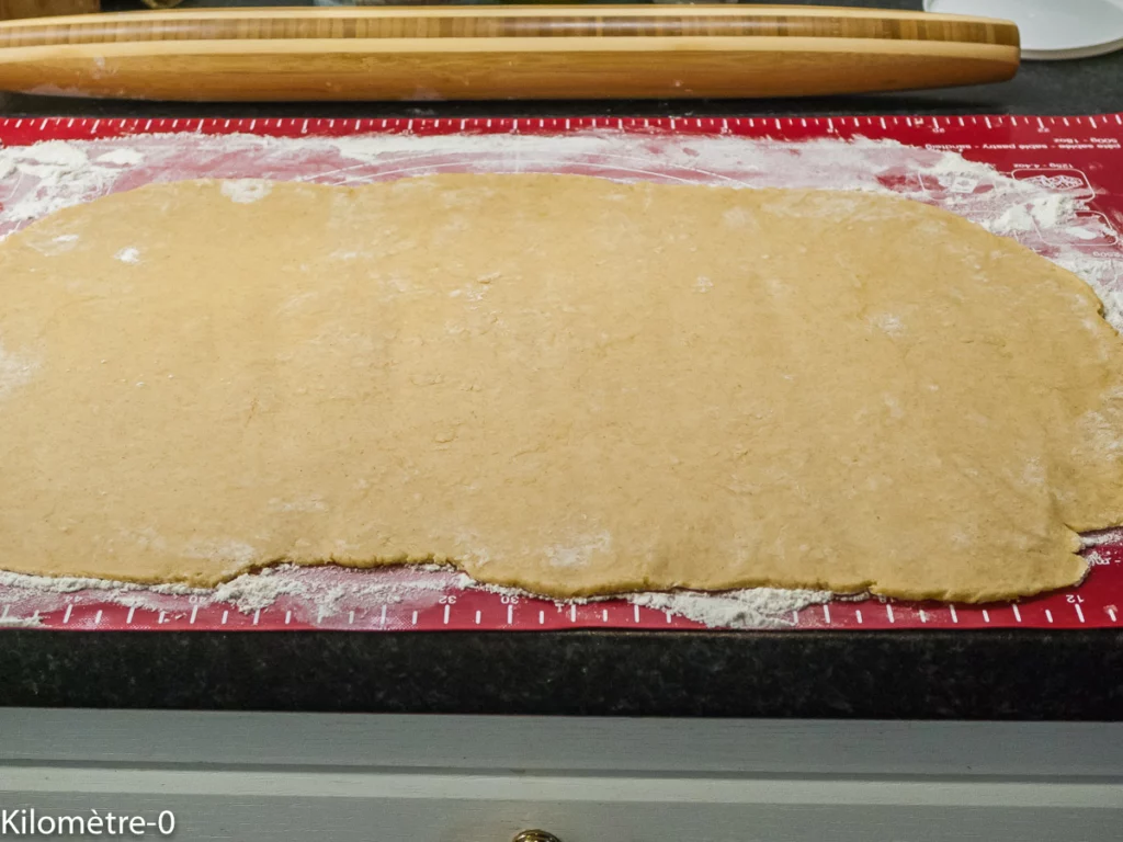 Gâteau de Noël roulé aux noix (Croatie) - Étape 12