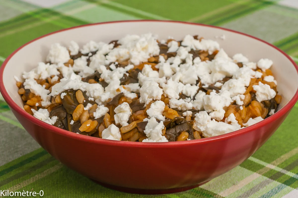 Photo de recette de spanakorizo, riz aux épinards grec, cuisine grecque, Grèce, facile, fêta, facile, économique, végétarienne, heatlhy, de Kilomètre-0, blog de cuisine réalisée à partir de produits de saison et issus de circuits courts