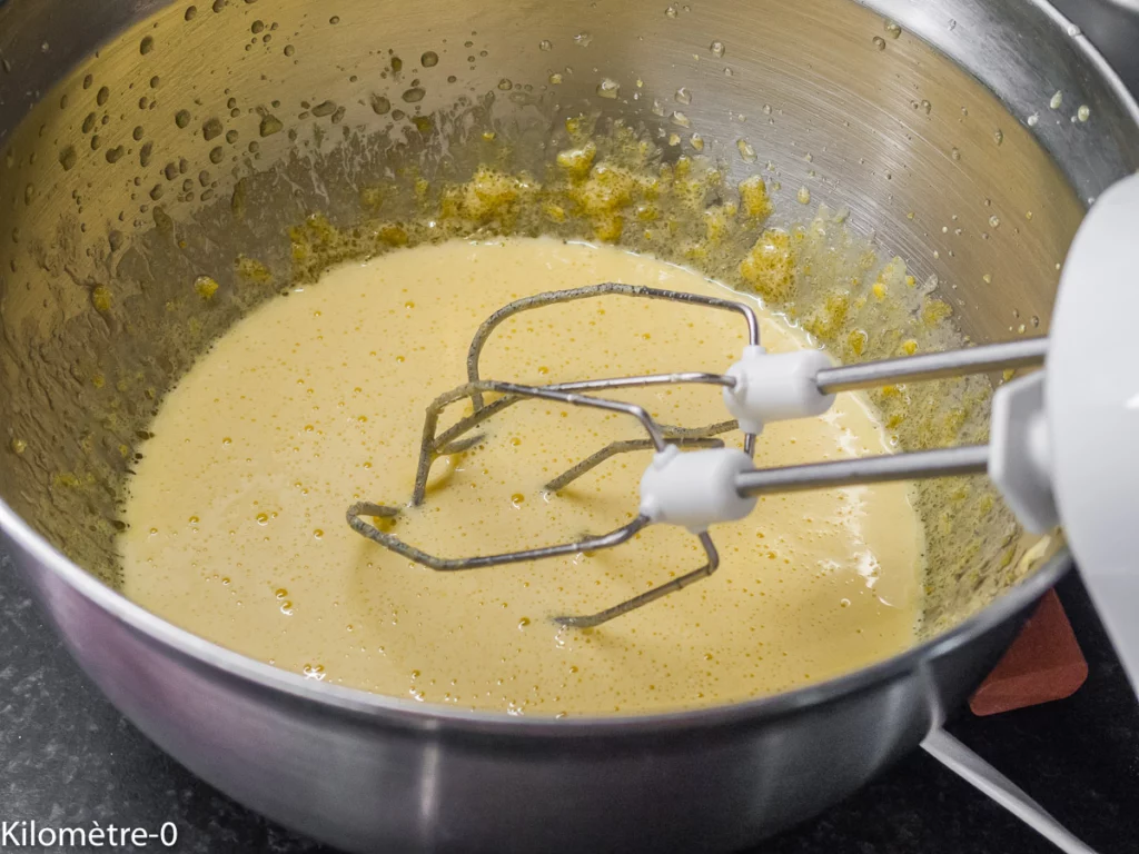 Gâteau d&rsquo;anniversaire fraises chantilly - Étape 3