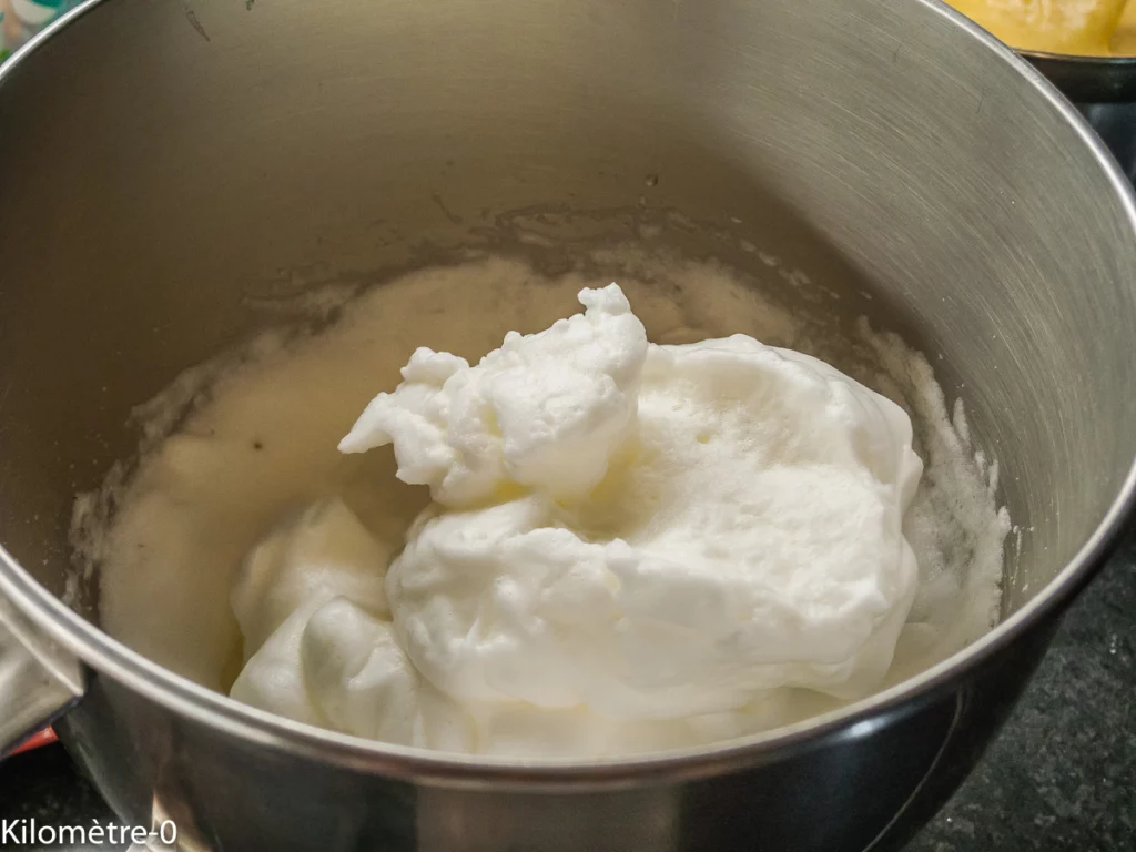 Gâteau d&rsquo;anniversaire fraises chantilly - Étape 5