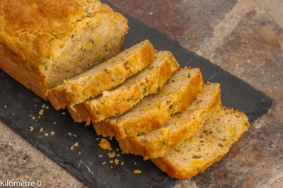 Photo de recette , apéro, cake salé, american cake, maïs, fromage, végétarien, cuisine américaine, US, facile, rapide, bio de de Kilomètre-0, blog de cuisine réalisée à partir de produits de saison et issus de circuits courts