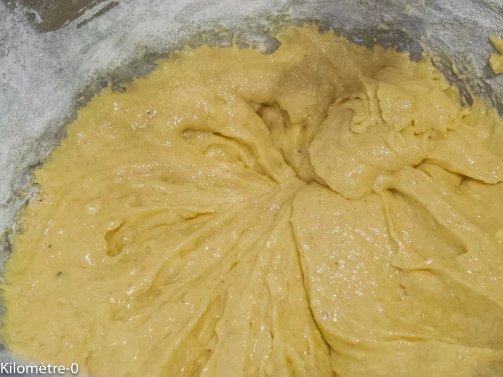 Cake salé aux courgettes, maïs et emmental - Étape 9