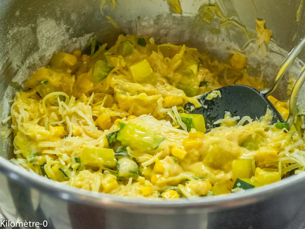 Cake salé aux courgettes, maïs et emmental - Étape 10