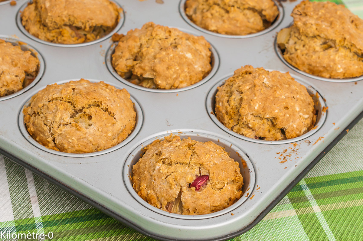 Photo de recette de gâteau, irlandais, avoine, flocons d'avoine, facile, bio, rhubarbe, facile, Kilomètre-0, blog de cuisine réalisée à partir de produits de saison et issus de circuits courts