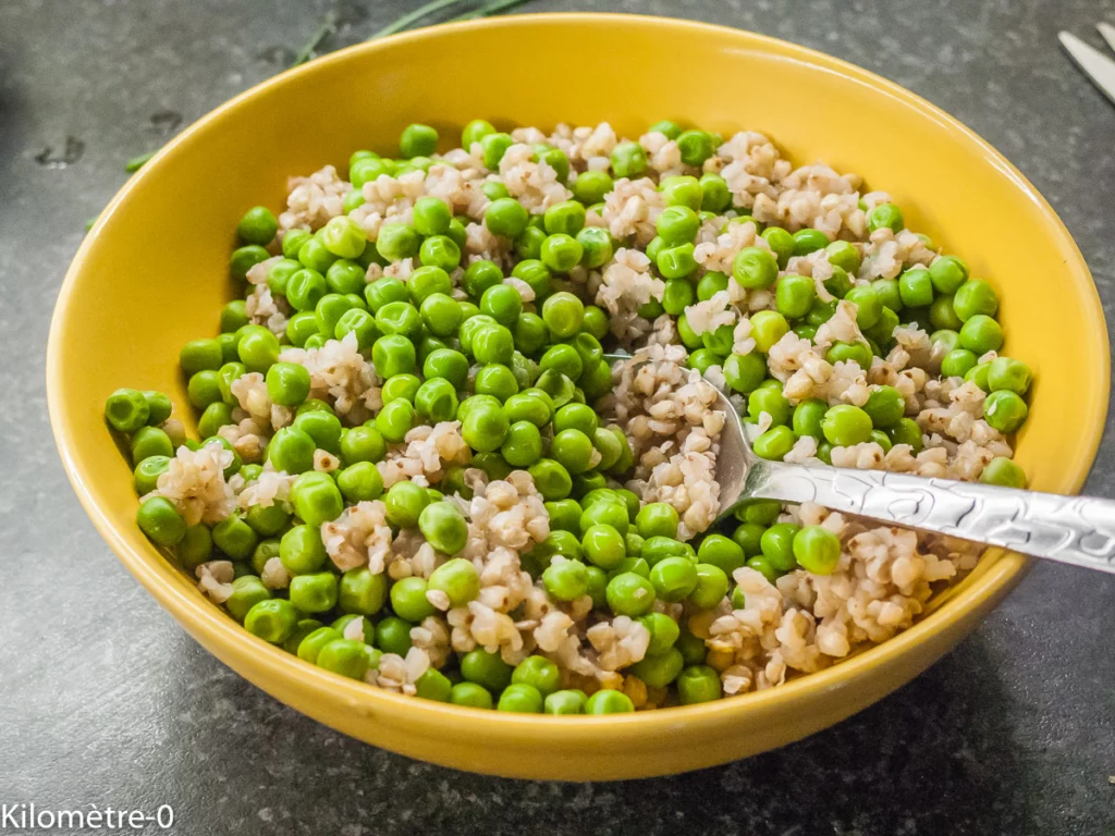 Aubergines farcies aux petits pois, sarrasin et yaourt - Étape 7